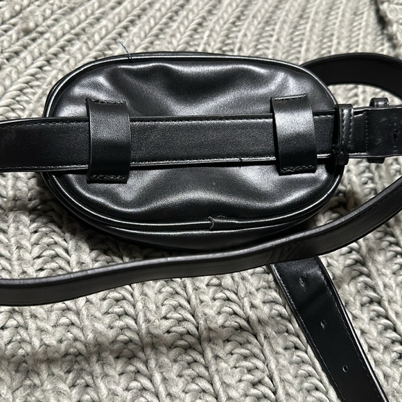 Fanny pack from target - Picture 2 of 2